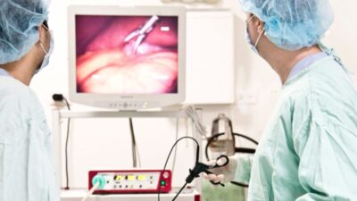 内視鏡検査の費用相場を徹底解説！胃カメラ・大腸カメラの保険適用と節約術のアイキャッチ画像